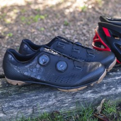 2-MTB Shoes Galaxy Skulls Black